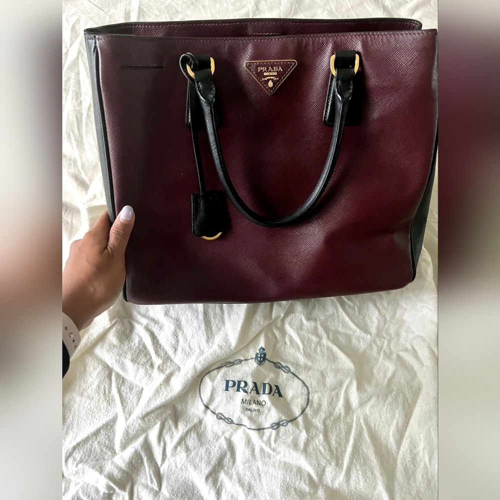 Prada Tote - Picture 2 of 3